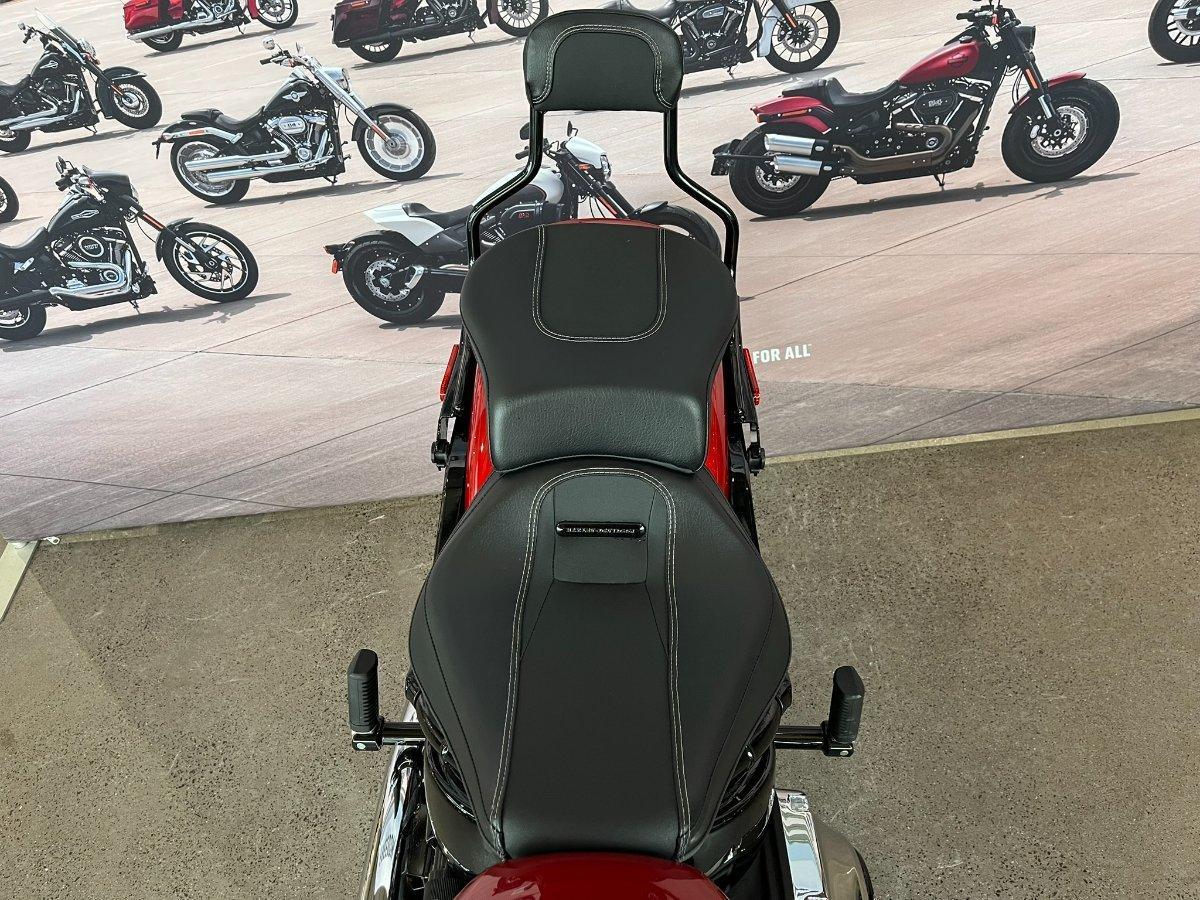 2019 HARLEY-DAVIDSON FXBR BREAKOUT CRUISER