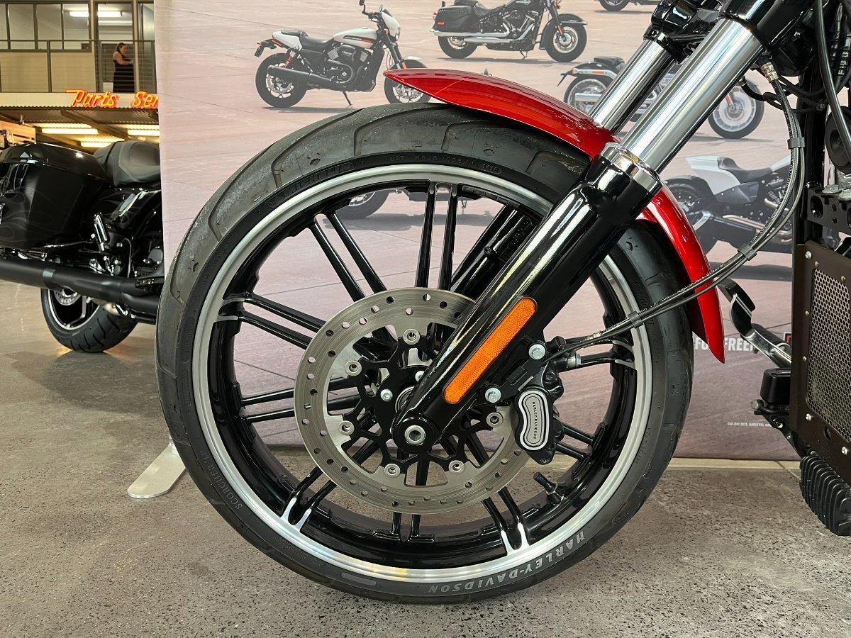 2019 HARLEY-DAVIDSON FXBR BREAKOUT CRUISER