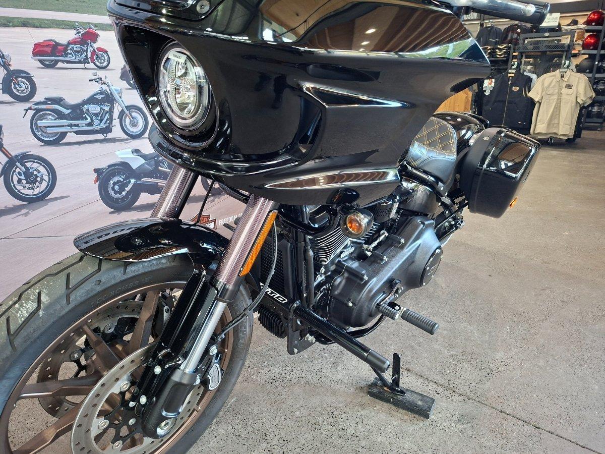 2022 HARLEY-DAVIDSON FXLRST LOW RIDER ST (117) CRUISER