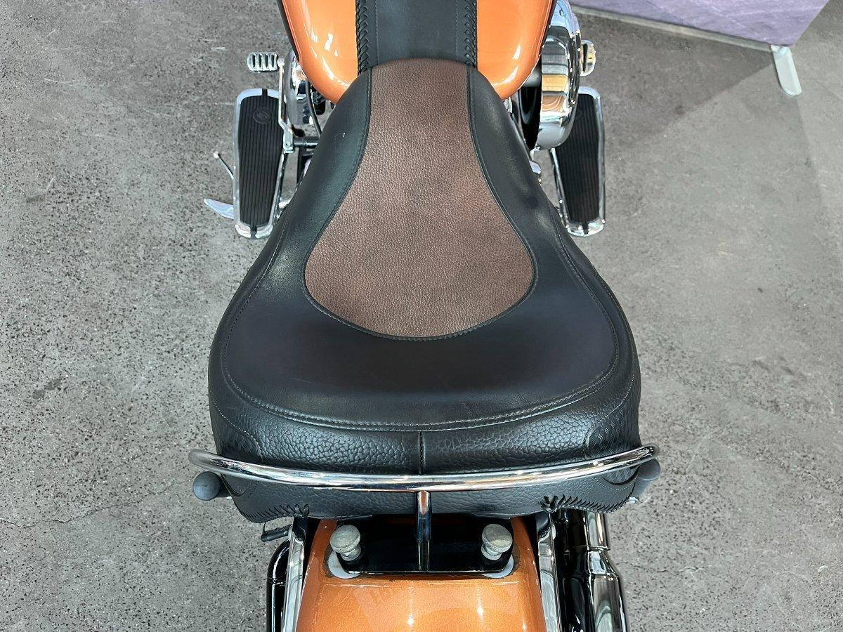 2009 HARLEY-DAVIDSON FLSTN SOFTAIL DELUXE 105 ANNIV CRUISER