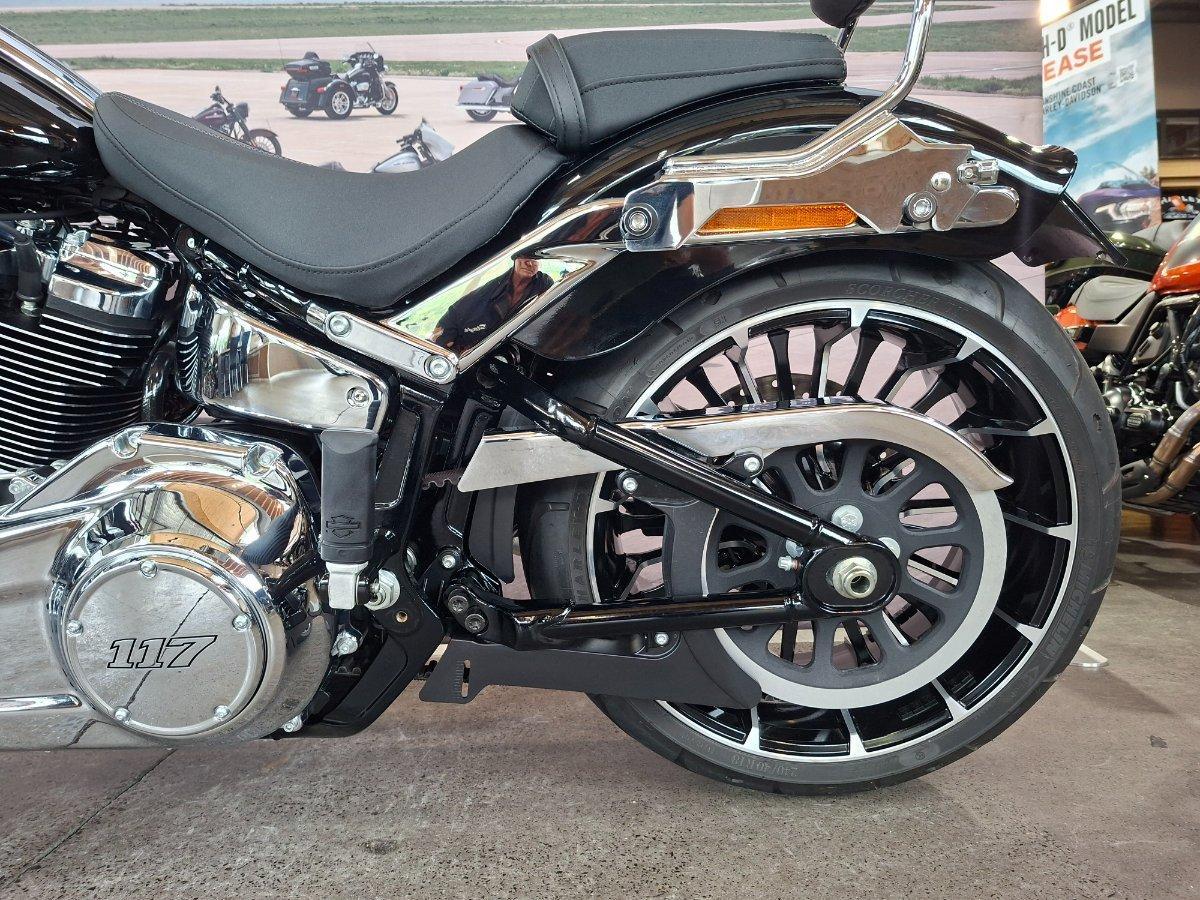 2024 HARLEY-DAVIDSON FXBR BREAKOUT (117) CRUISER