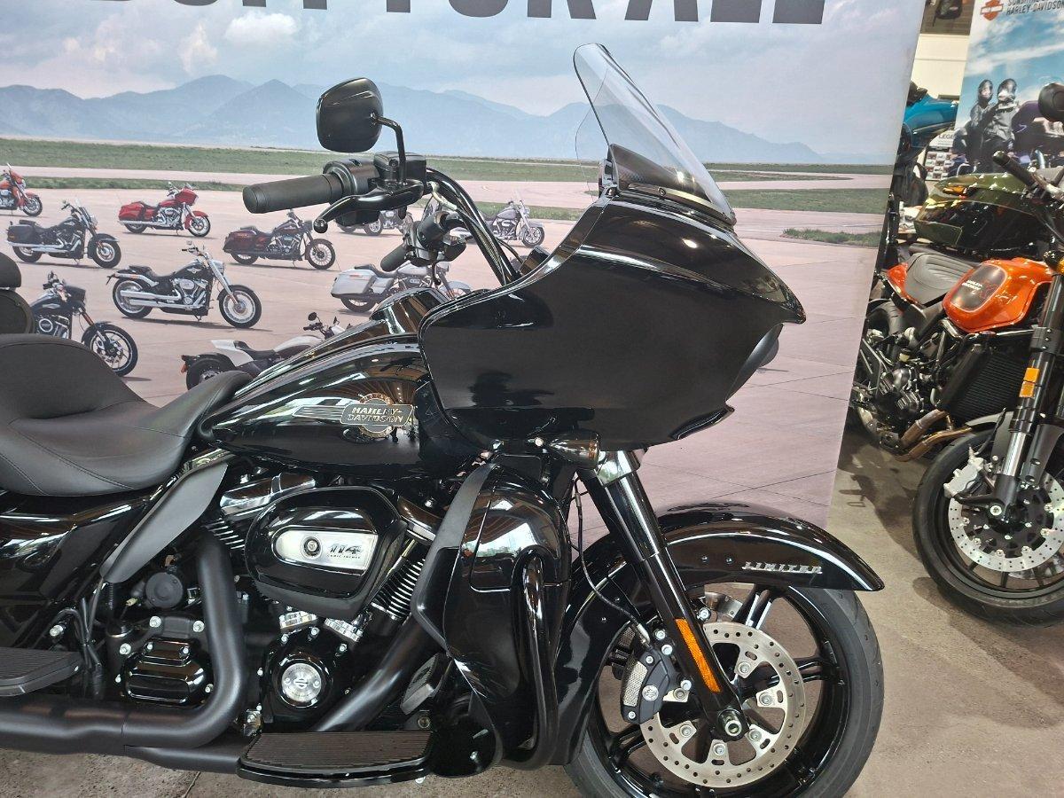 2024 HARLEY-DAVIDSON FLTRK ROAD GLIDE LIMITED (114) CRUISER