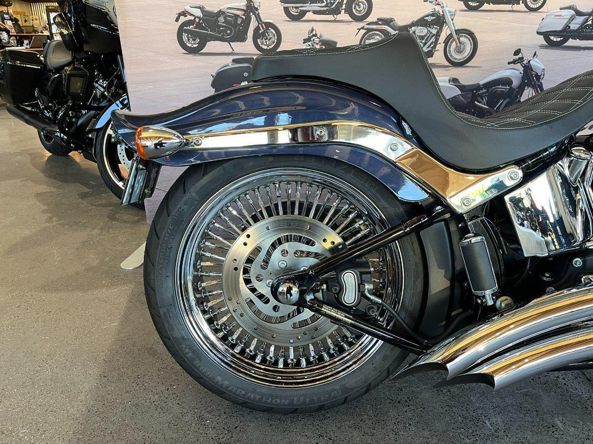 2009 HARLEY-DAVIDSON FXSTC SOFTAIL CUSTOM CRUISER