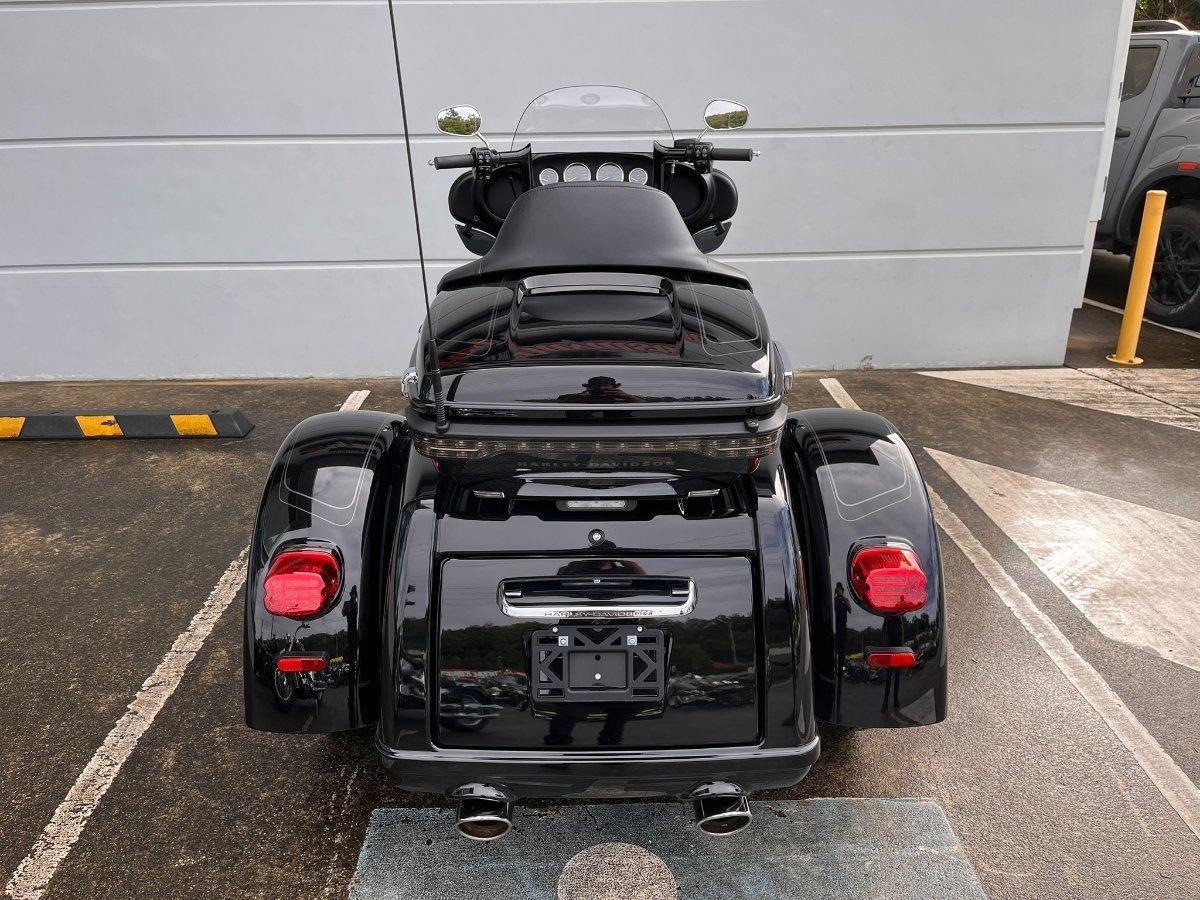 2025 HARLEY-DAVIDSON FLHTCUTG TRI GLIDE U/CLC 114 TRIKE