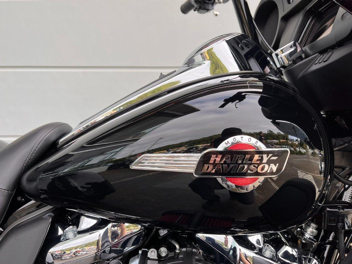 2025 HARLEY-DAVIDSON FLHTCUTG TRI GLIDE U/CLC 114 TRIKE