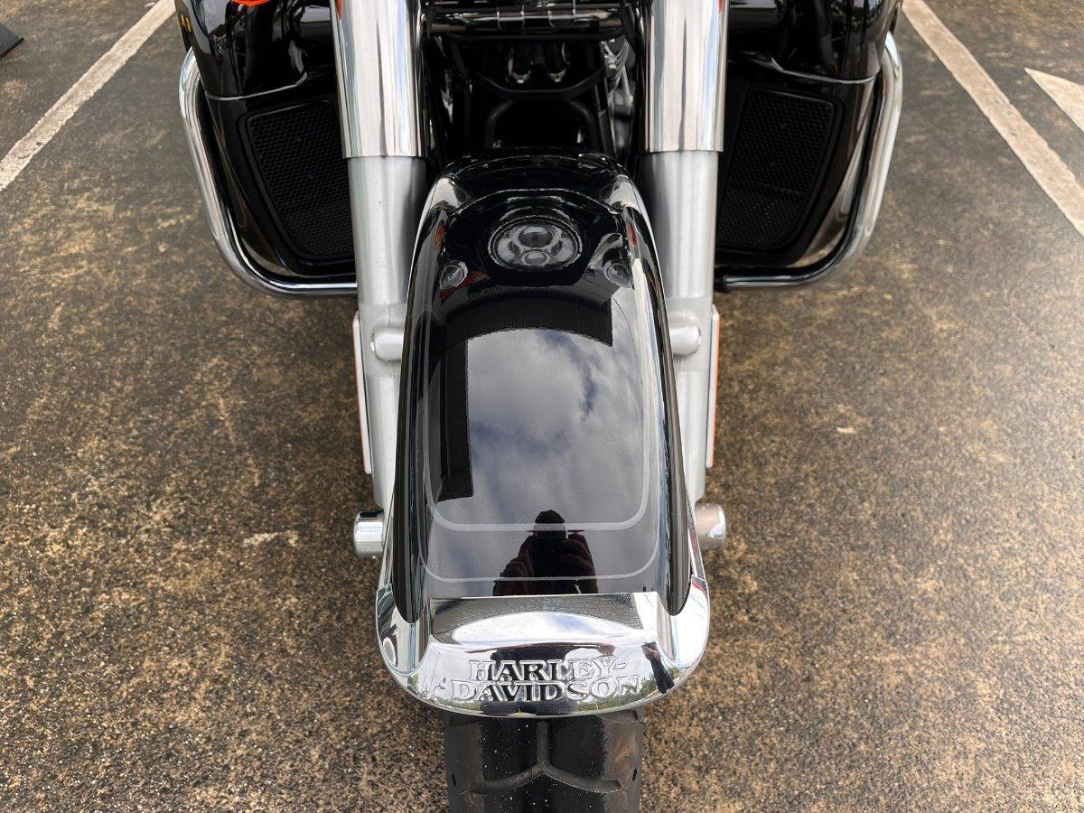 2025 HARLEY-DAVIDSON FLHTCUTG TRI GLIDE U/CLC 114 TRIKE