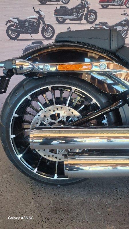 2026 HARLEY-DAVIDSON FXBR BREAKOUT (117) CRUISER