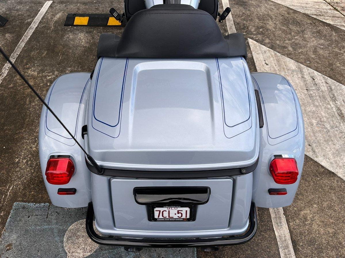 2025 HARLEY-DAVIDSON FLHTCUTG TRI GLIDE U/CLC 114 TRIKE