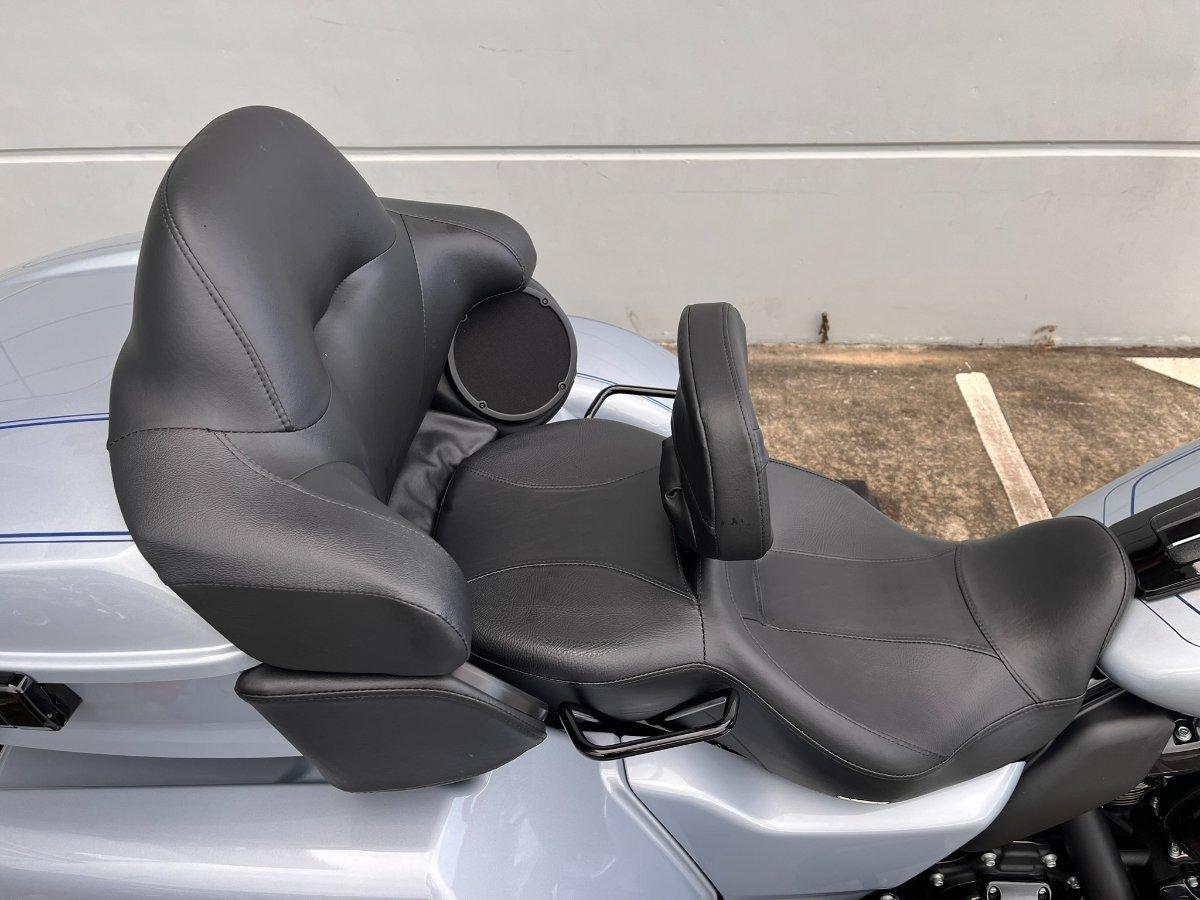 2025 HARLEY-DAVIDSON FLHTCUTG TRI GLIDE U/CLC 114 TRIKE