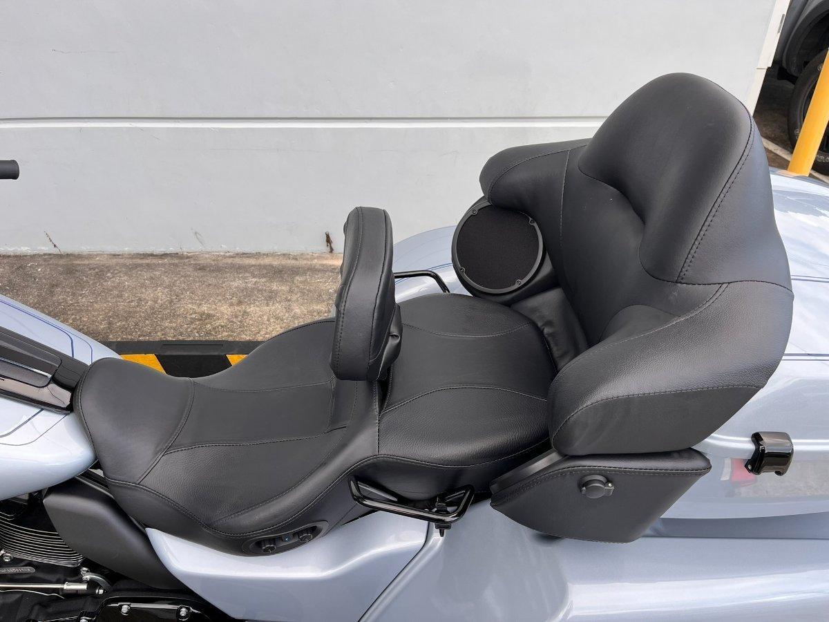 2025 HARLEY-DAVIDSON FLHTCUTG TRI GLIDE U/CLC 114 TRIKE