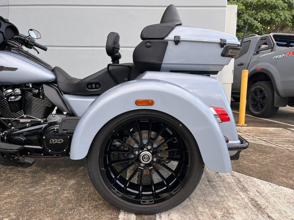 2025 HARLEY-DAVIDSON FLHTCUTG TRI GLIDE U/CLC 114 TRIKE
