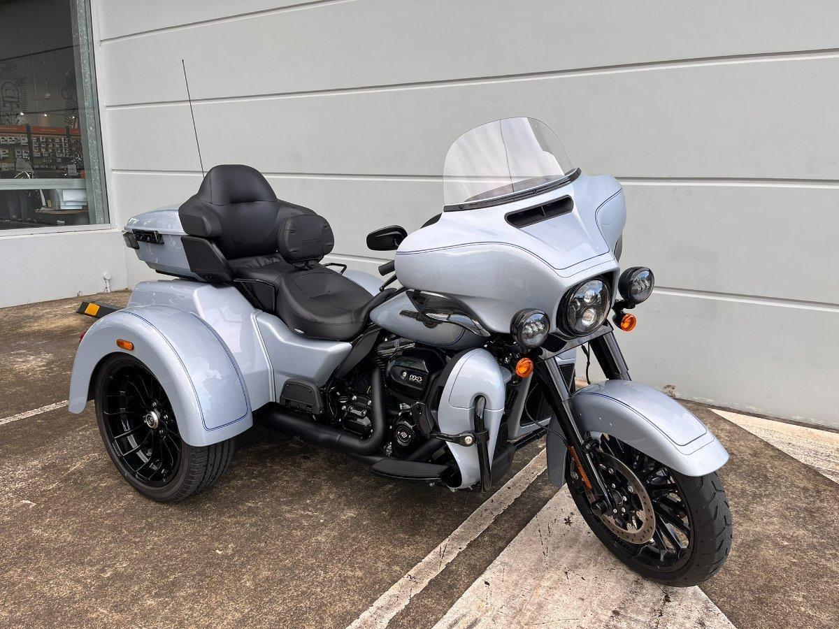 2025 HARLEY-DAVIDSON FLHTCUTG TRI GLIDE U/CLC 114 TRIKE