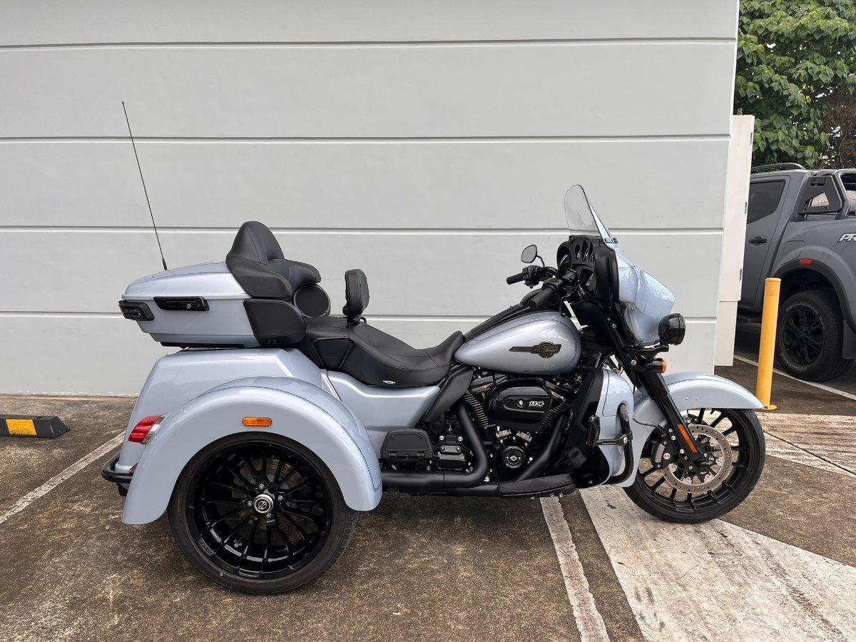 2025 HARLEY-DAVIDSON FLHTCUTG TRI GLIDE U/CLC 114 TRIKE