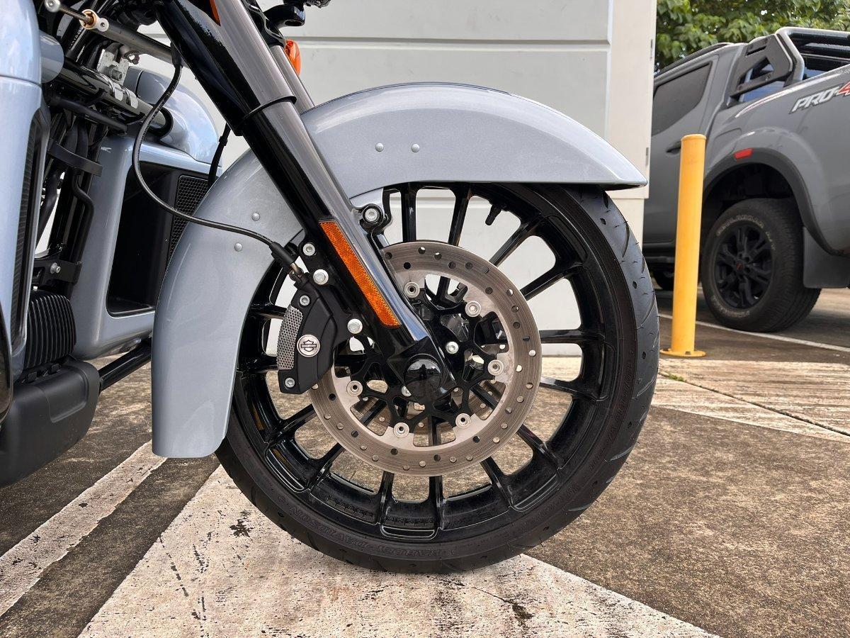 2025 HARLEY-DAVIDSON FLHTCUTG TRI GLIDE U/CLC 114 TRIKE