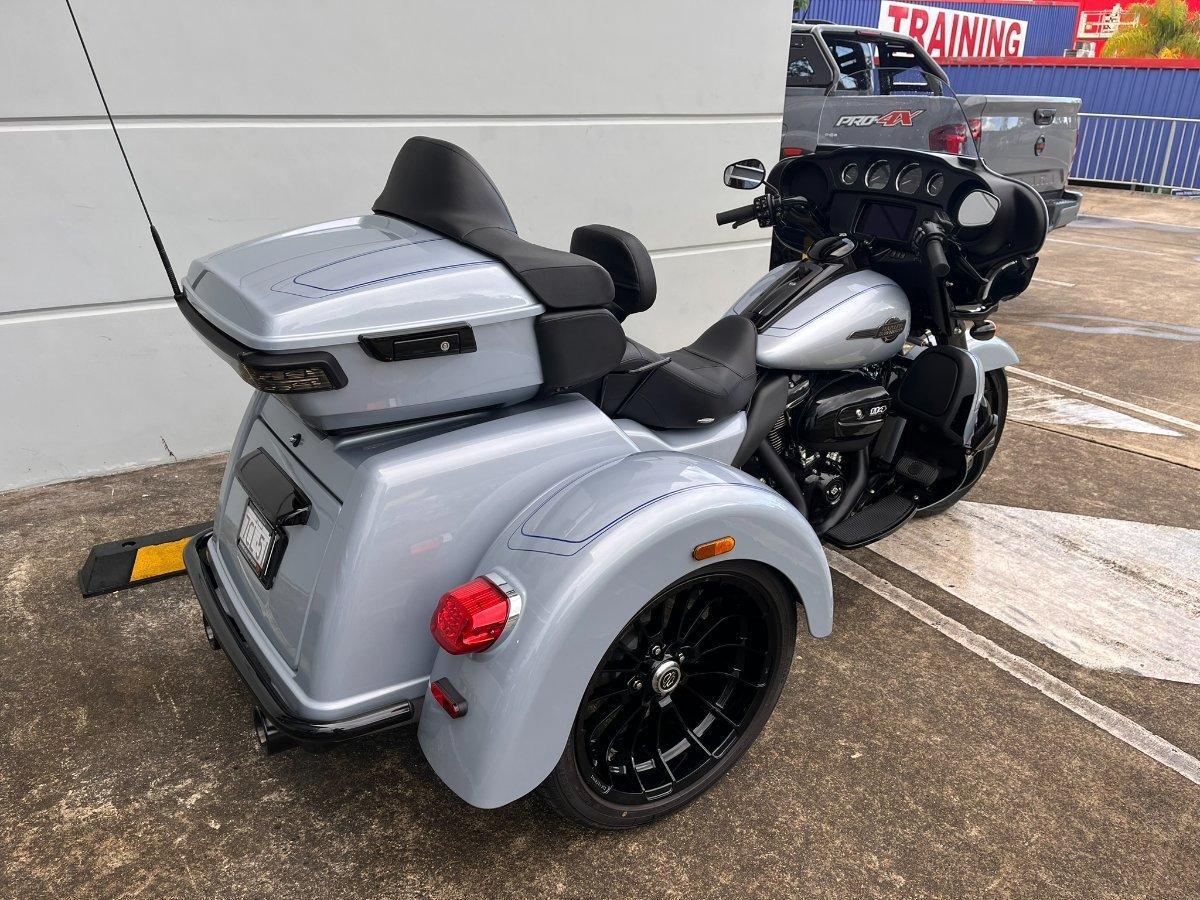 2025 HARLEY-DAVIDSON FLHTCUTG TRI GLIDE U/CLC 114 TRIKE