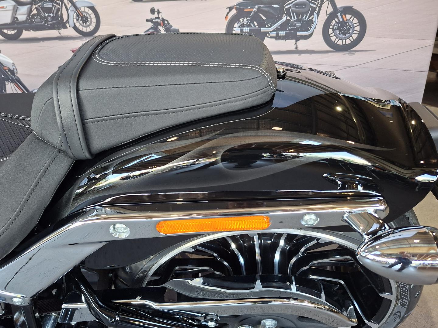 2025 HARLEY-DAVIDSON FXBR BREAKOUT (117) CRUISER