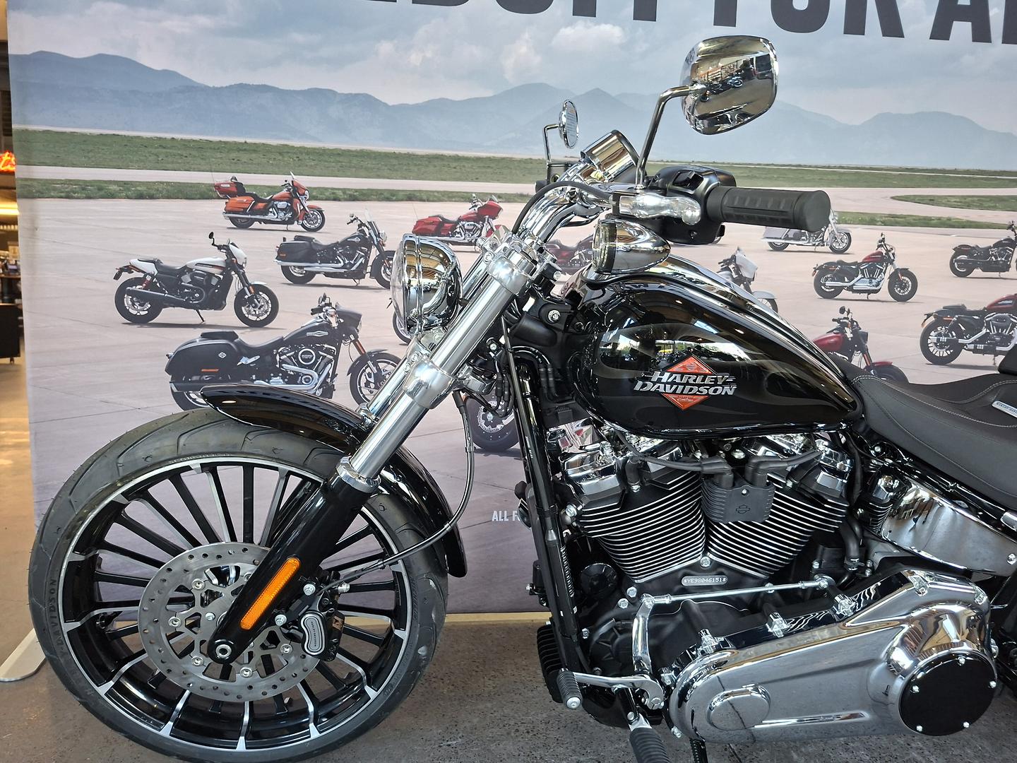 2025 HARLEY-DAVIDSON FXBR BREAKOUT (117) CRUISER