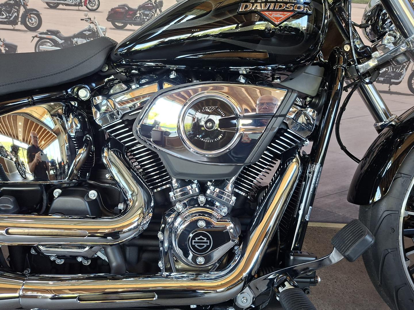 2025 HARLEY-DAVIDSON FXBR BREAKOUT (117) CRUISER