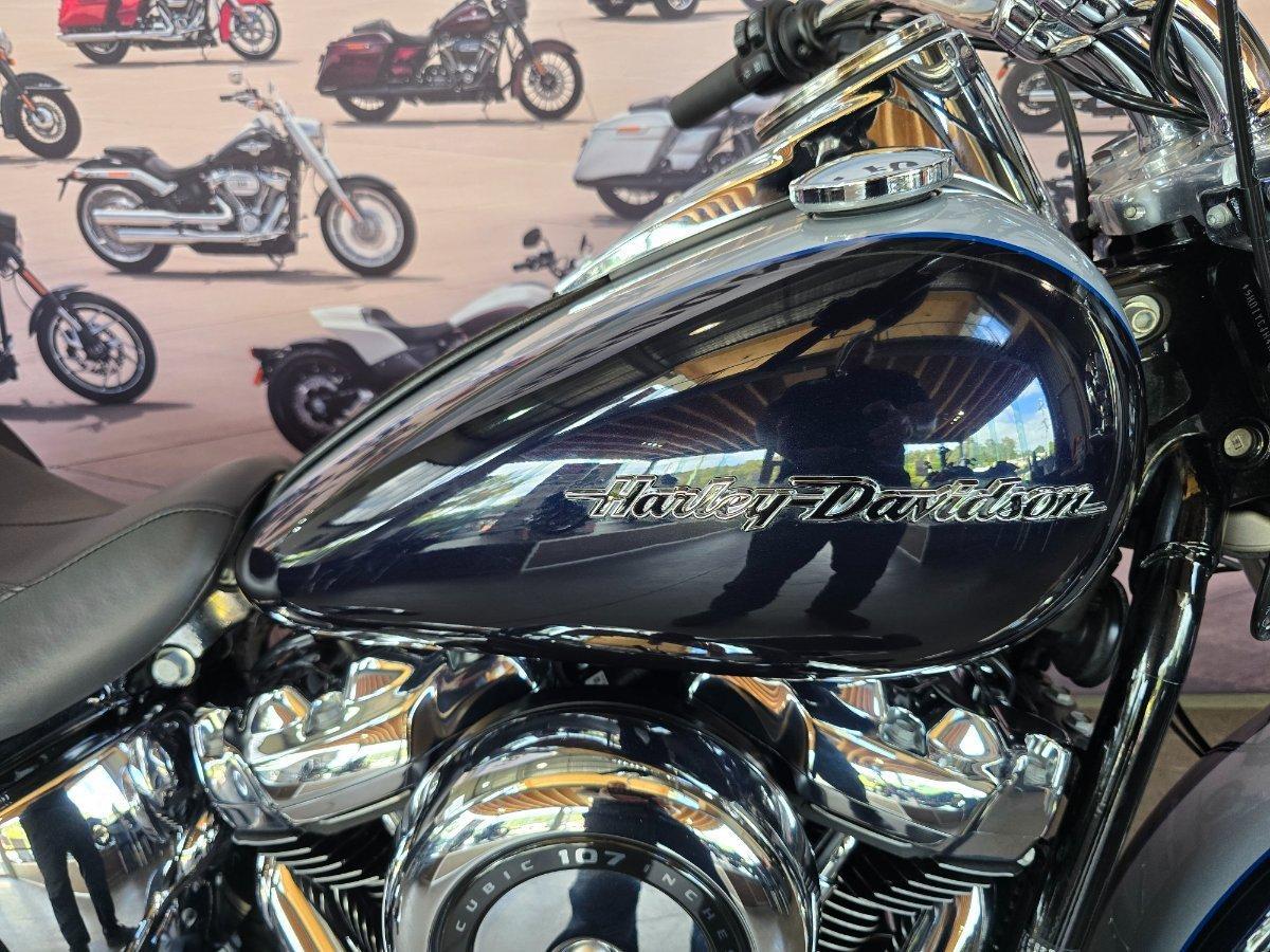 2019 HARLEY-DAVIDSON FLDE DELUXE (107) CRUISER