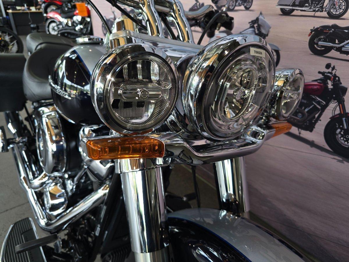 2019 HARLEY-DAVIDSON FLDE DELUXE (107) CRUISER