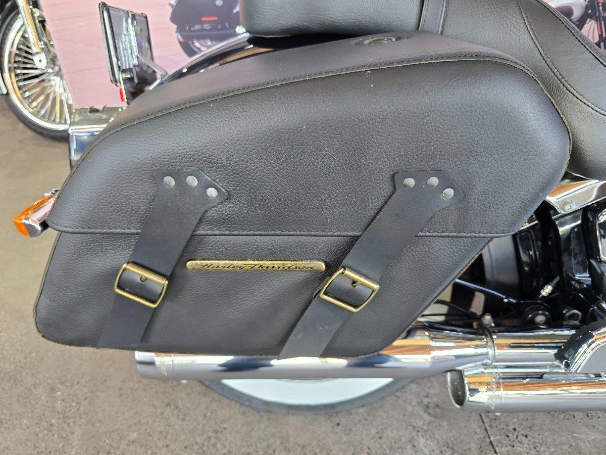 2019 HARLEY-DAVIDSON FLDE DELUXE (107) CRUISER