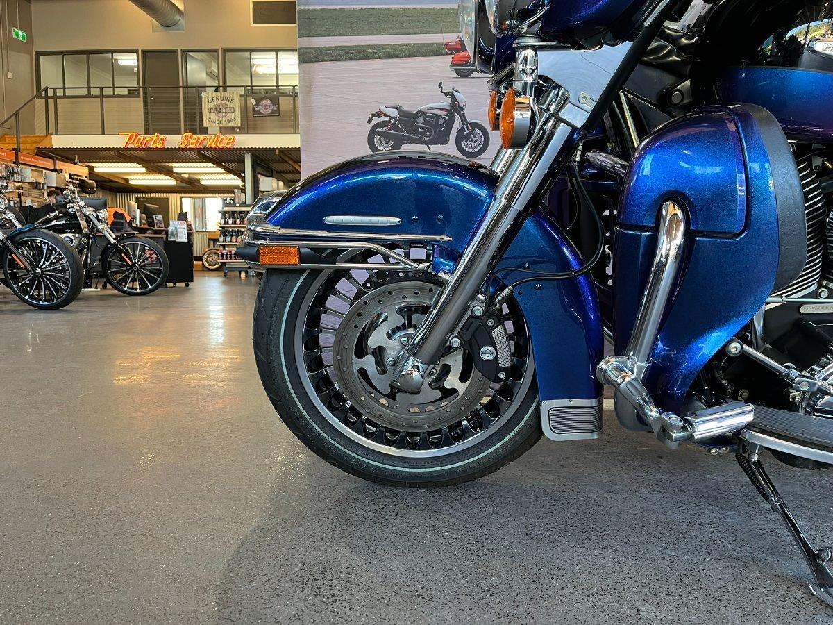 2010 HARLEY-DAVIDSON FLHTK ELECTRA GLIDE ULTRA LTD CRUISER