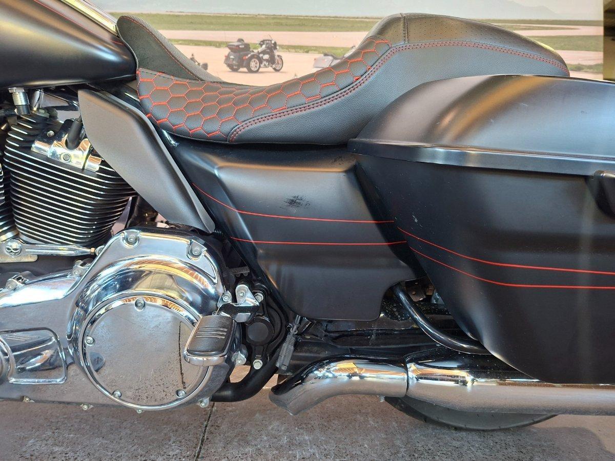 2015 HARLEY-DAVIDSON STREET GLIDE SPECIAL CRUISER