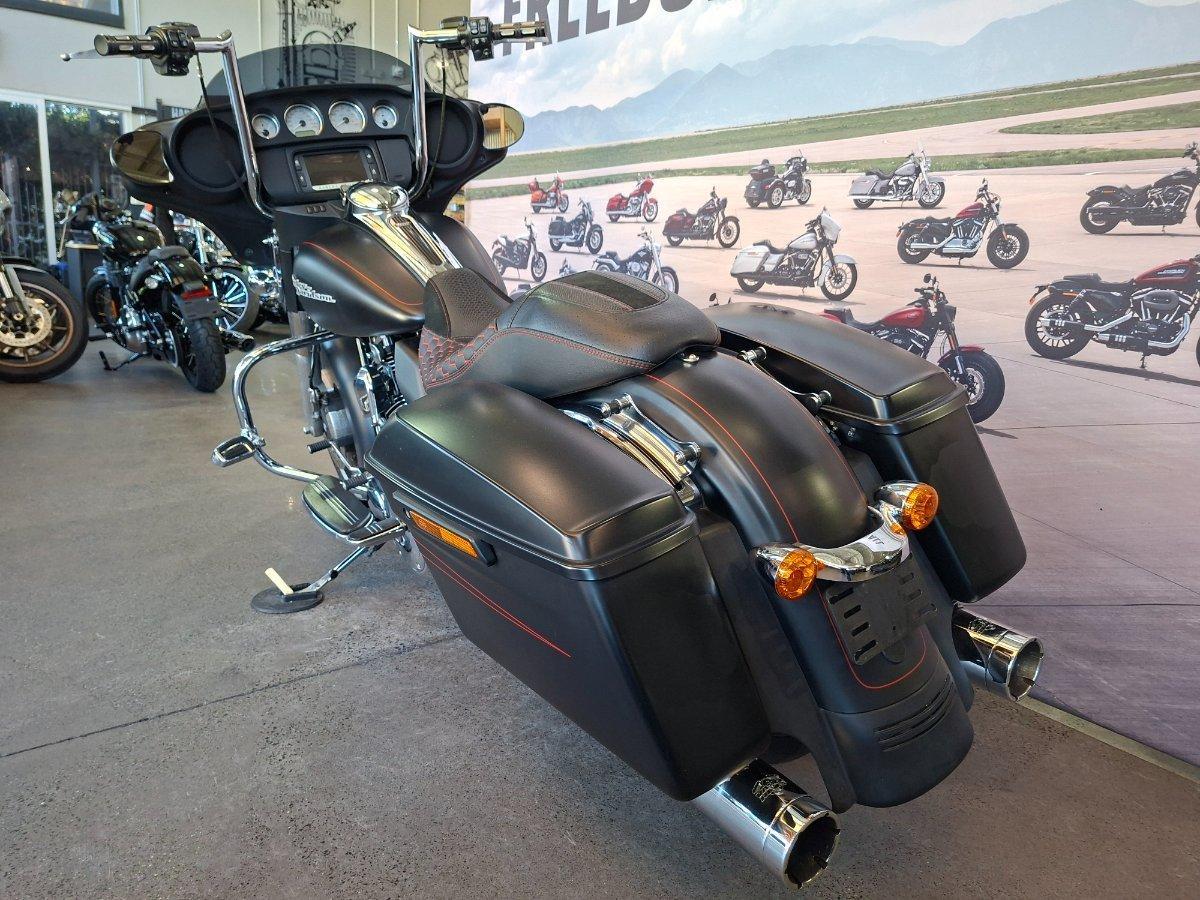 2015 HARLEY-DAVIDSON STREET GLIDE SPECIAL CRUISER
