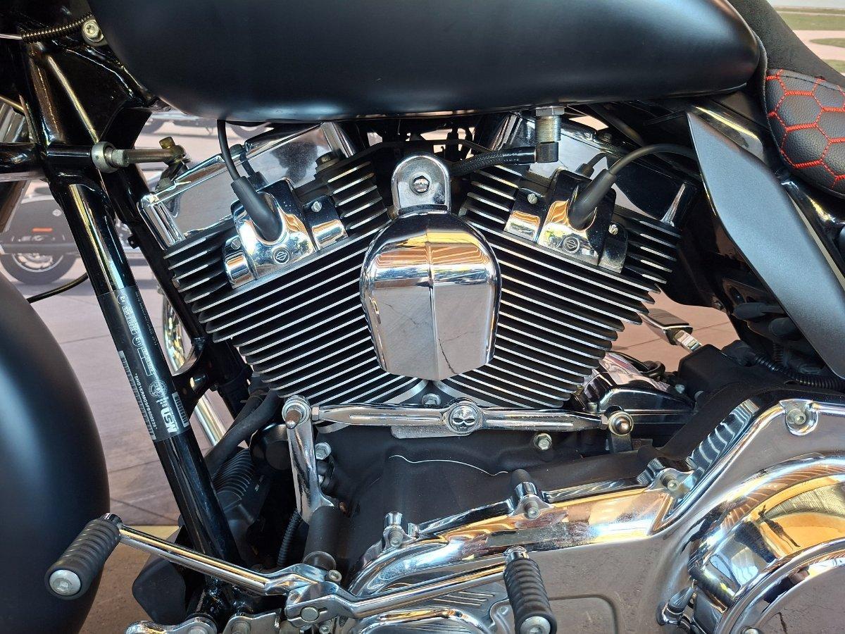 2015 HARLEY-DAVIDSON STREET GLIDE SPECIAL CRUISER
