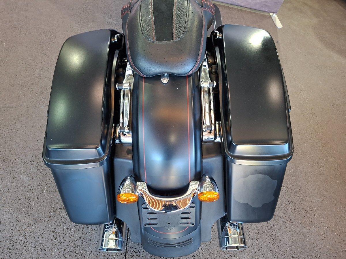 2015 HARLEY-DAVIDSON STREET GLIDE SPECIAL CRUISER