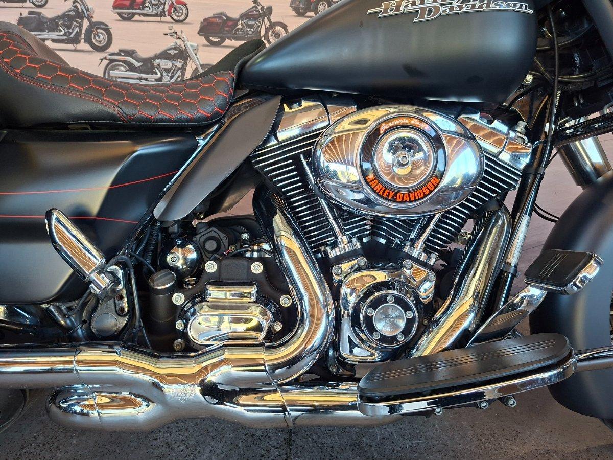 2015 HARLEY-DAVIDSON STREET GLIDE SPECIAL CRUISER