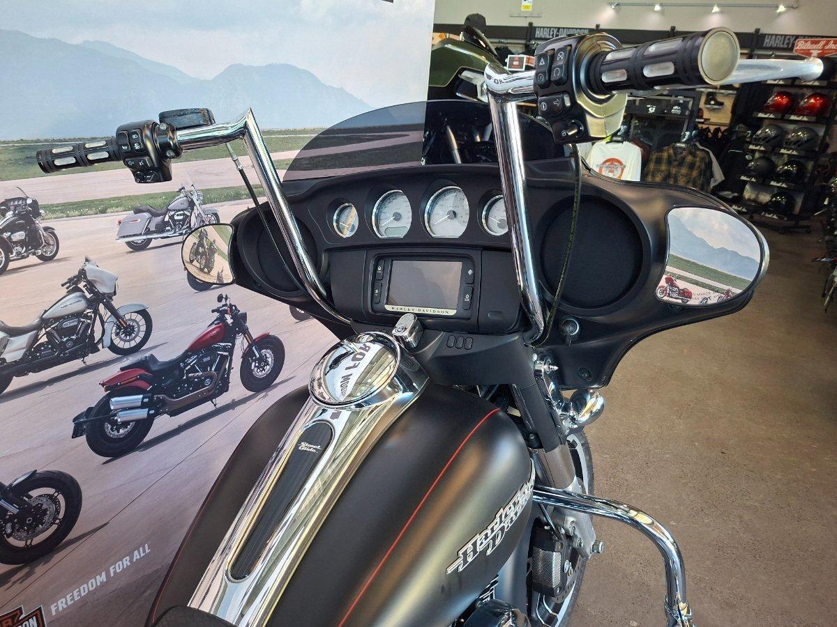 2015 HARLEY-DAVIDSON STREET GLIDE SPECIAL CRUISER