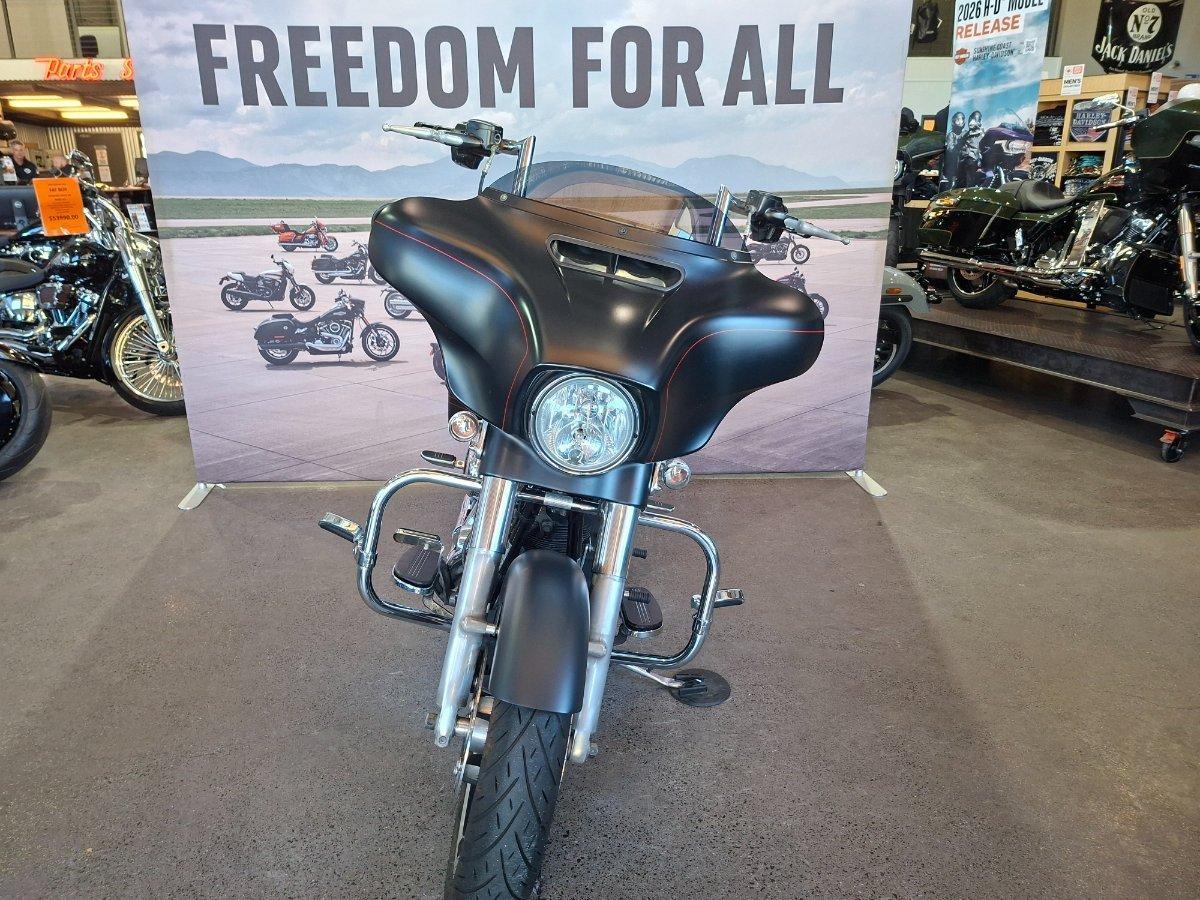 2015 HARLEY-DAVIDSON STREET GLIDE SPECIAL CRUISER