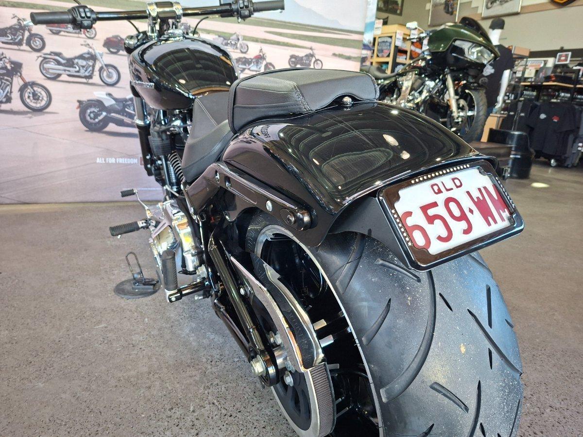 2022 HARLEY-DAVIDSON FXBRS BREAKOUT (114) CRUISER