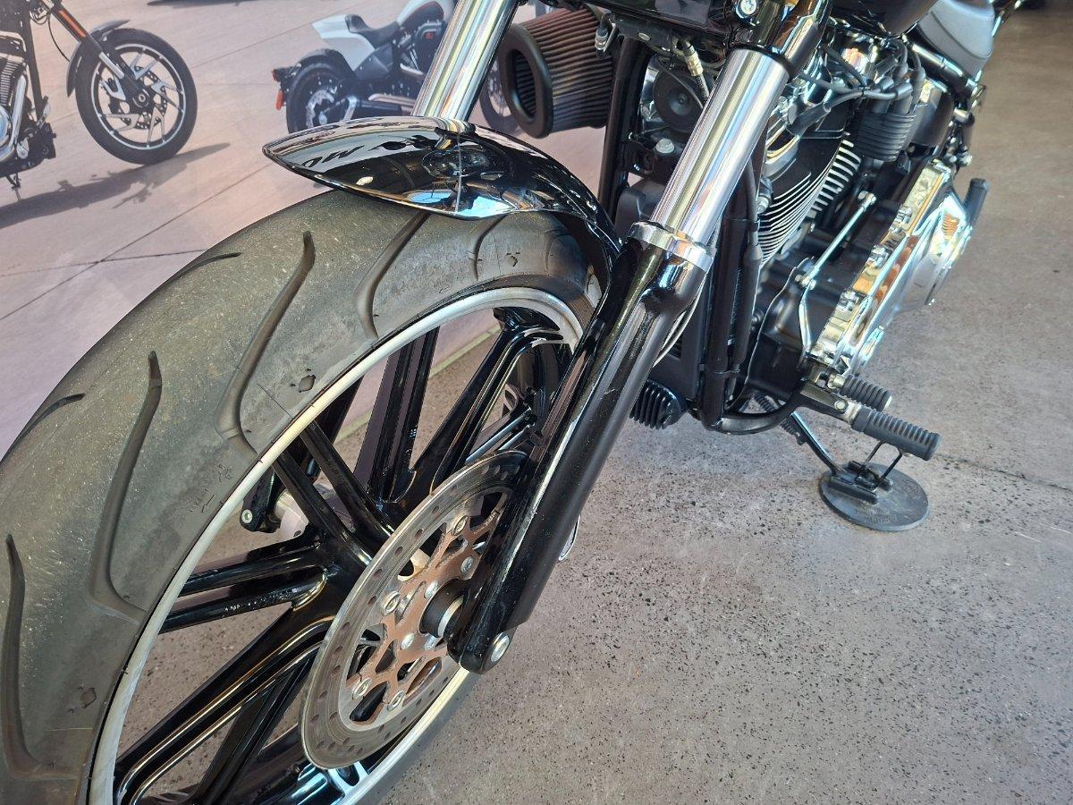2022 HARLEY-DAVIDSON FXBRS BREAKOUT (114) CRUISER