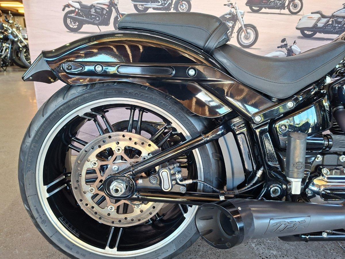 2022 HARLEY-DAVIDSON FXBRS BREAKOUT (114) CRUISER