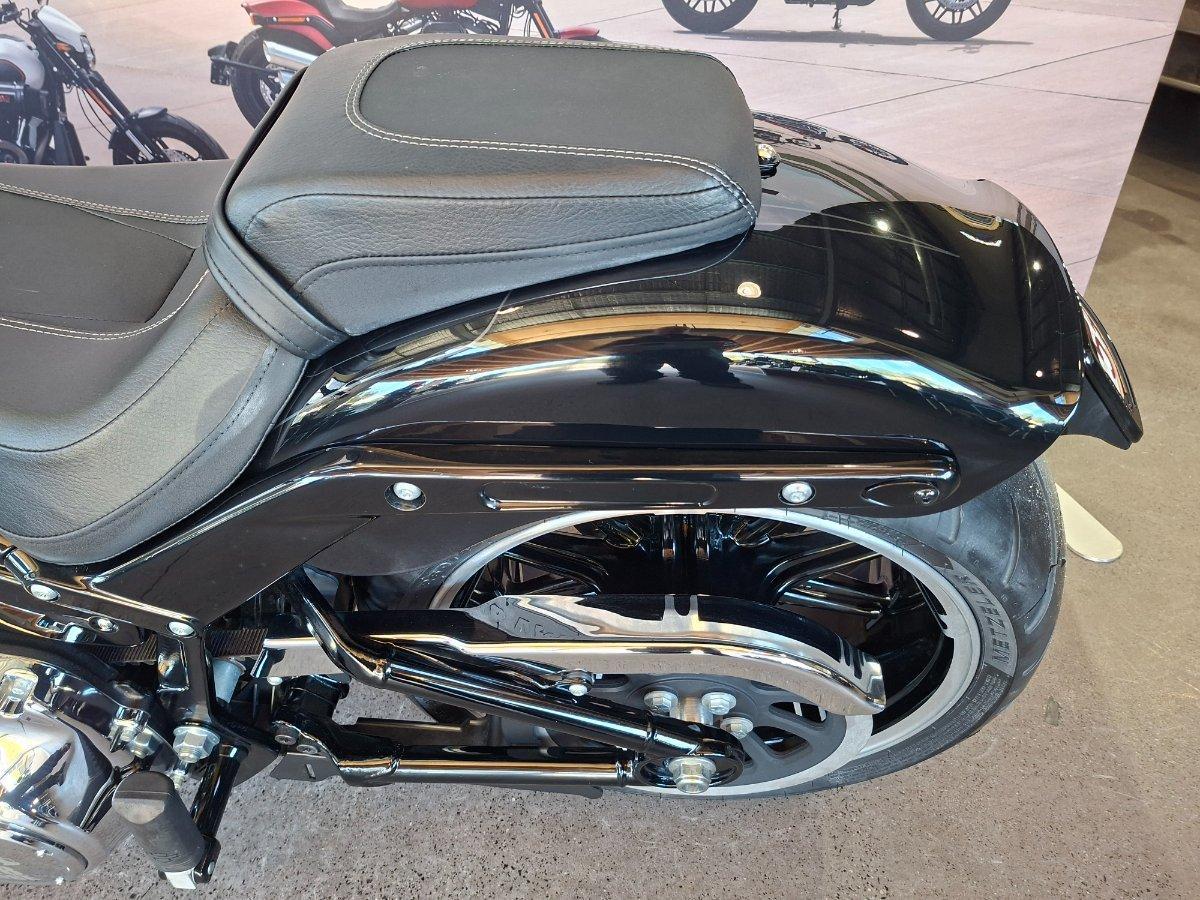 2022 HARLEY-DAVIDSON FXBRS BREAKOUT (114) CRUISER