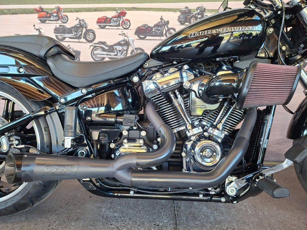 2022 HARLEY-DAVIDSON FXBRS BREAKOUT (114) CRUISER