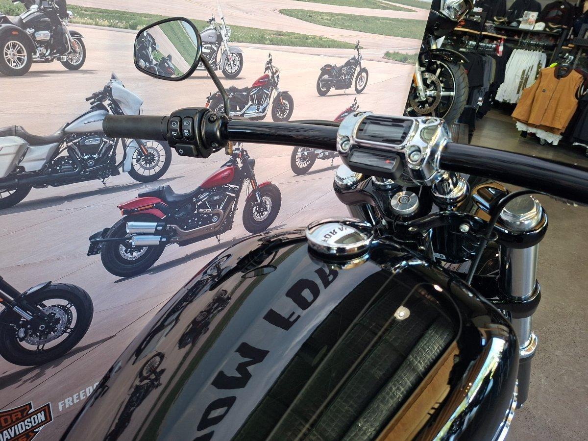 2022 HARLEY-DAVIDSON FXBRS BREAKOUT (114) CRUISER
