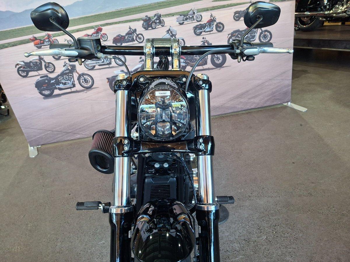 2022 HARLEY-DAVIDSON FXBRS BREAKOUT (114) CRUISER