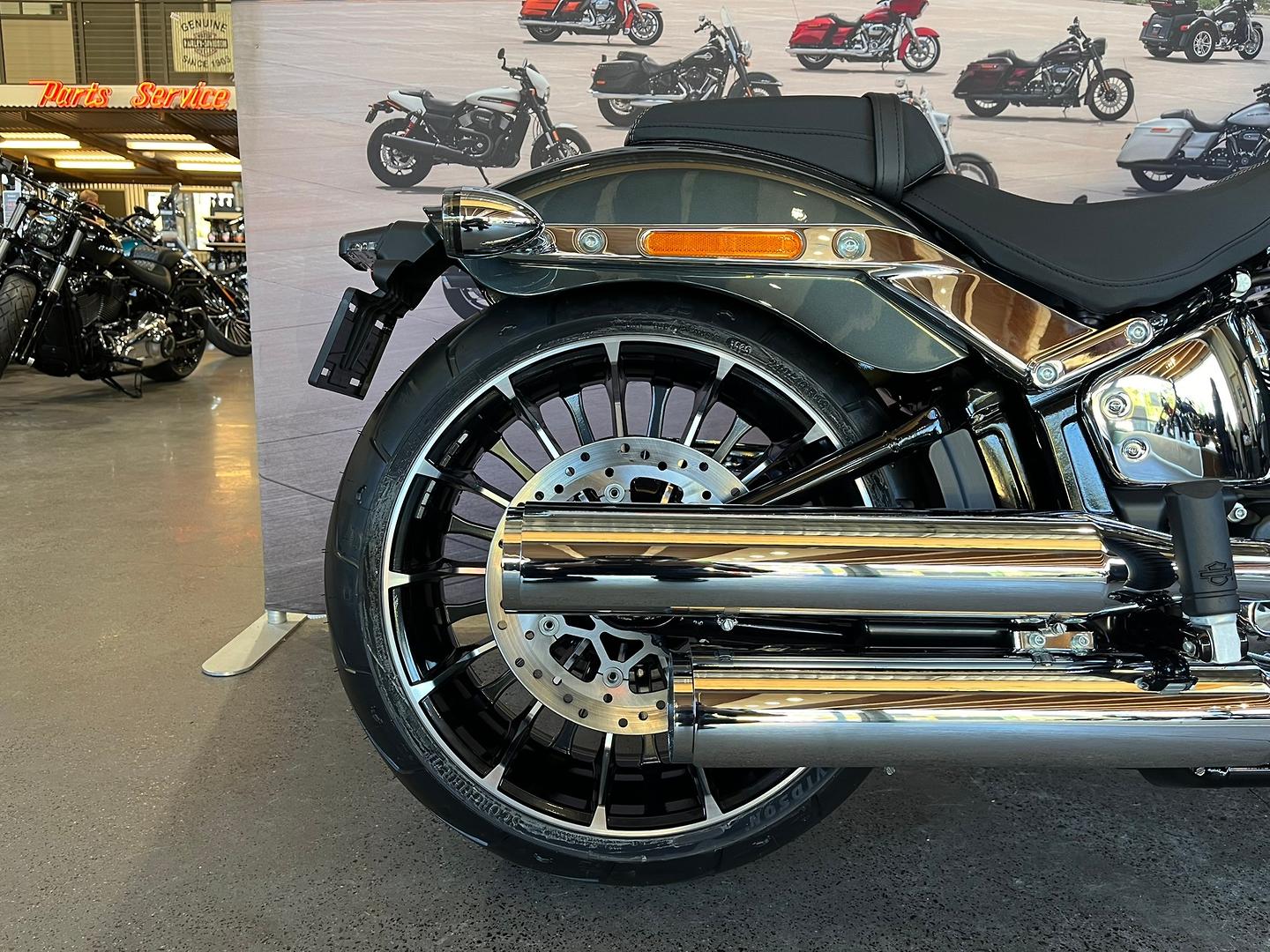 2026 HARLEY-DAVIDSON FXBR BREAKOUT (117) CRUISER