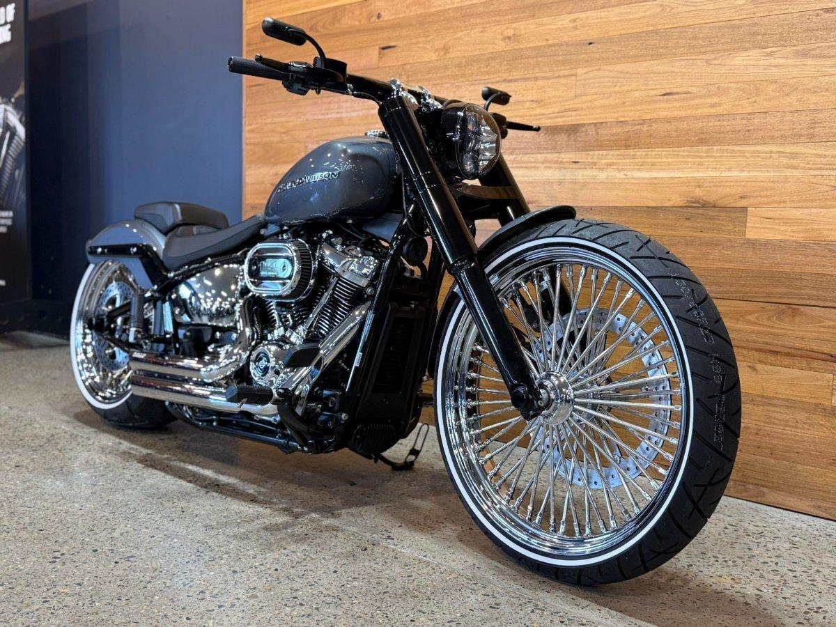 2022 HARLEY-DAVIDSON FXBRS BREAKOUT (114) CRUISER