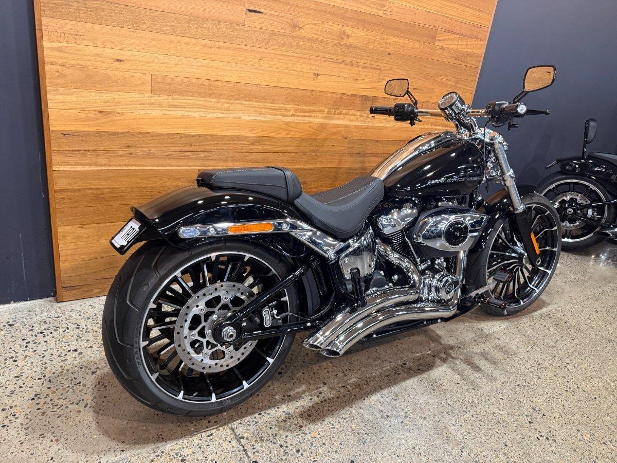 2026 HARLEY-DAVIDSON FXBR BREAKOUT (117) CRUISER