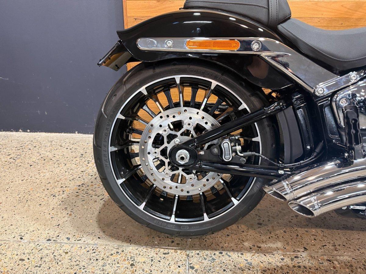 2026 HARLEY-DAVIDSON FXBR BREAKOUT (117) CRUISER
