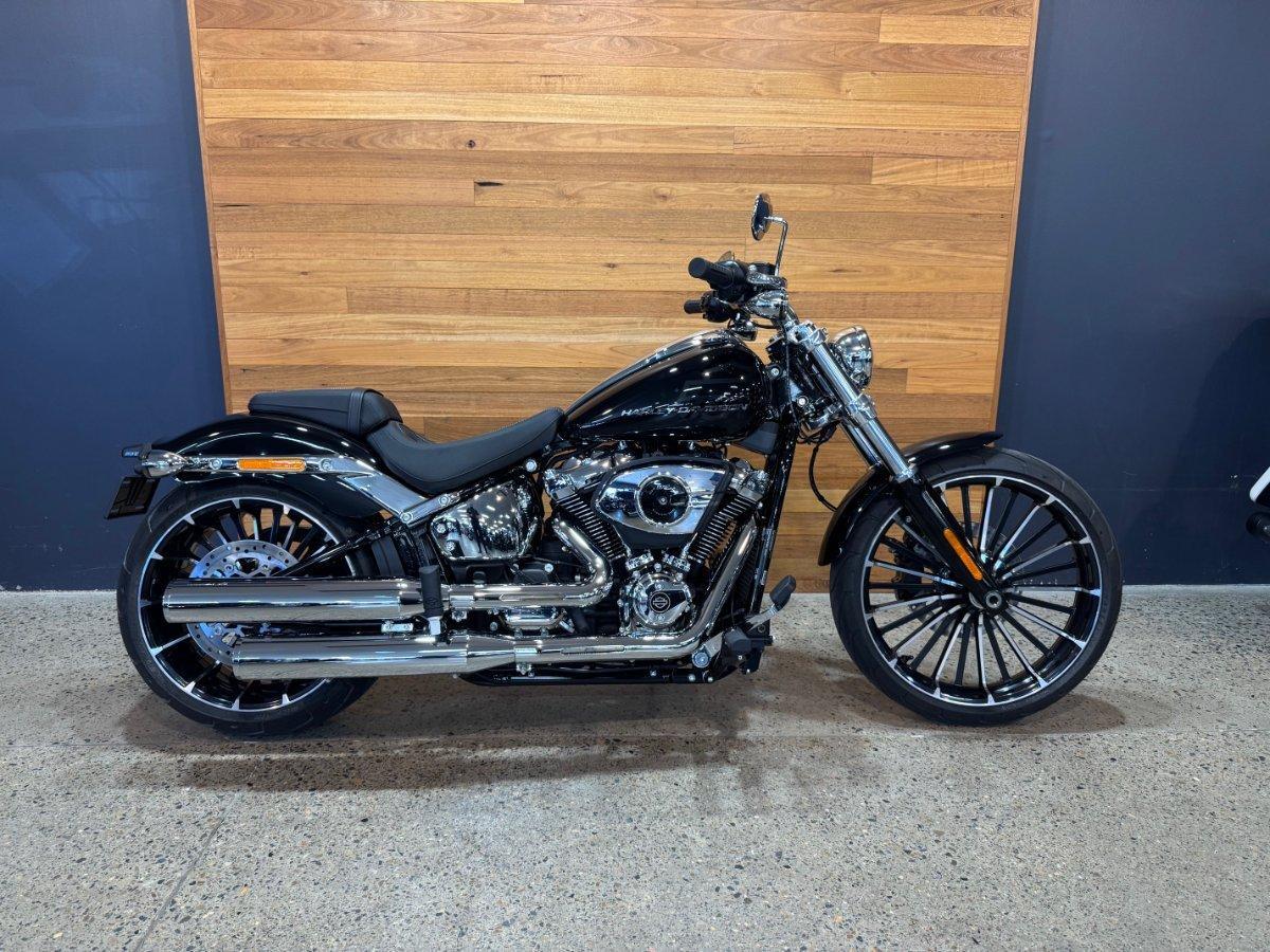 2026 HARLEY-DAVIDSON FXBR BREAKOUT (117) CRUISER