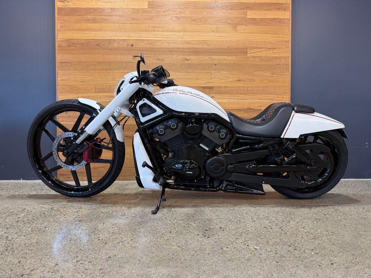 2015 HARLEY-DAVIDSON VRSCDX NIGHT ROD SPECIAL CRUISER