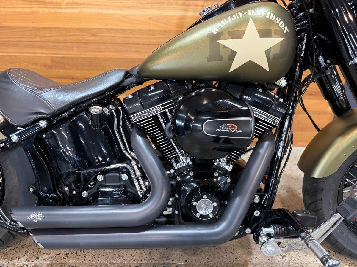 2017 HARLEY-DAVIDSON FLSS SOFTAIL SLIM S CRUISER