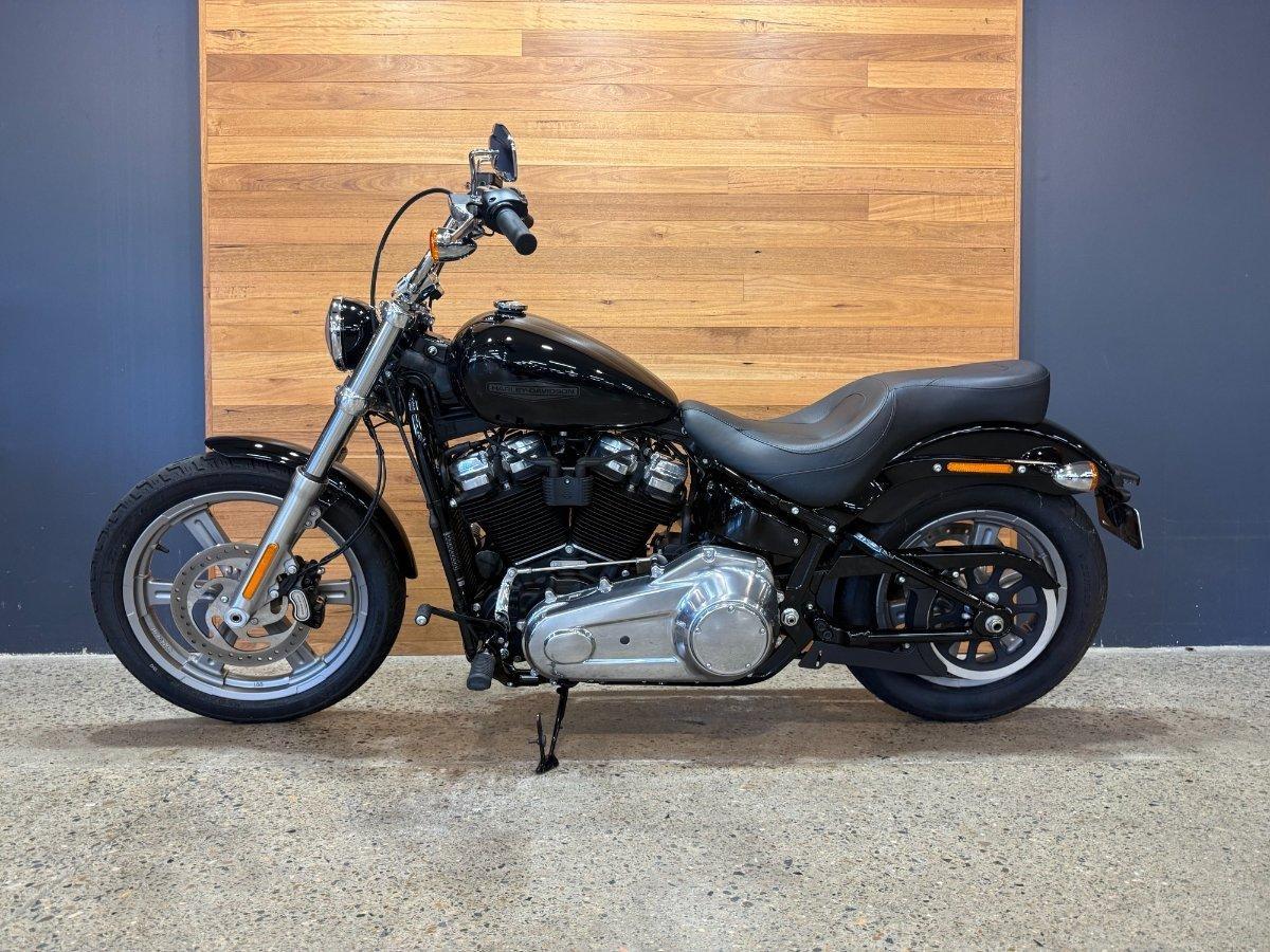 2022 HARLEY-DAVIDSON FXST SOFTAIL STANDARD (107) CRUISER