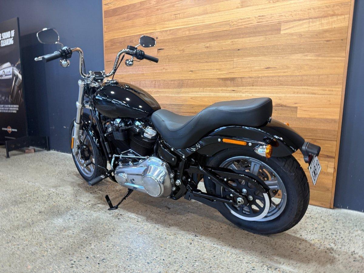 2022 HARLEY-DAVIDSON FXST SOFTAIL STANDARD (107) CRUISER