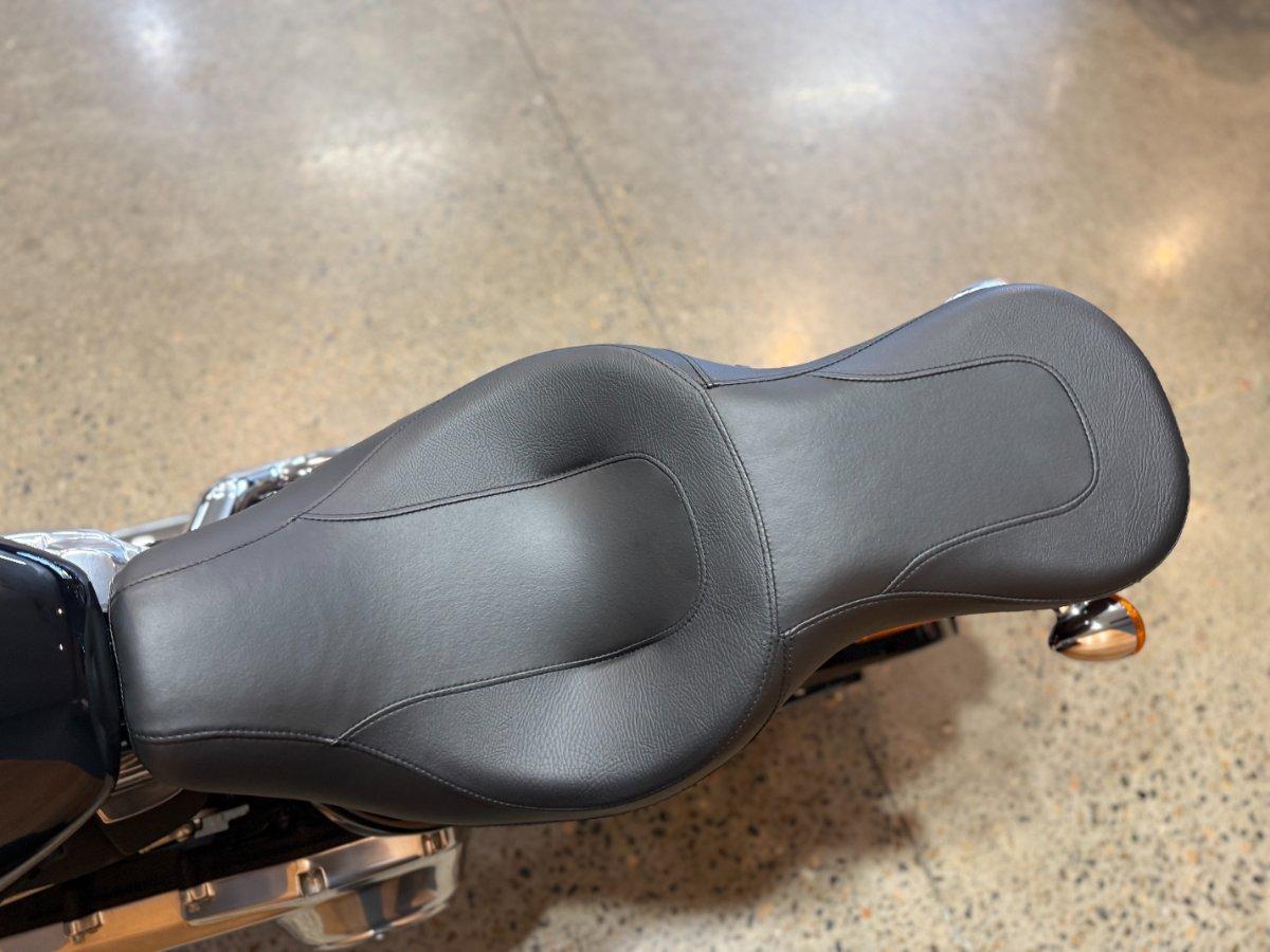 2022 HARLEY-DAVIDSON FXST SOFTAIL STANDARD (107) CRUISER